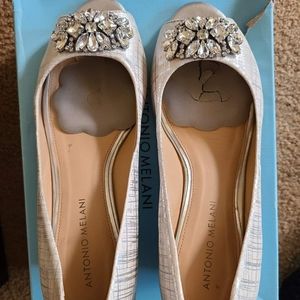Dress shoes